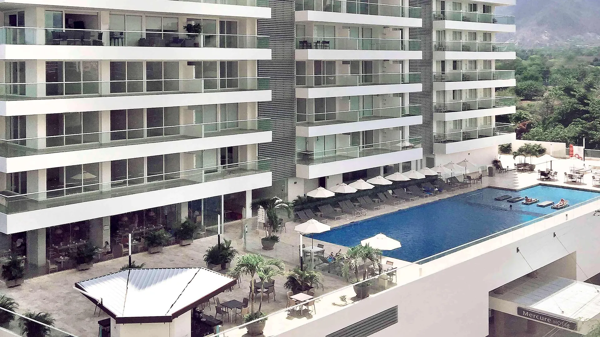 Mercure Santa Marta Emile